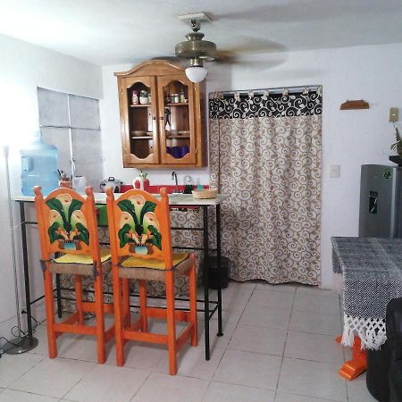 ¡Confortable Y Privado! - Ubicado En Av. Principal 과달라하라 외부 사진